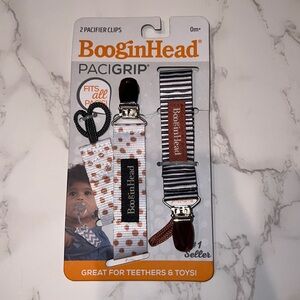 NWT BooginHead PaciGrip - Black&White
Stripes/Terracotta Dots - 2pk